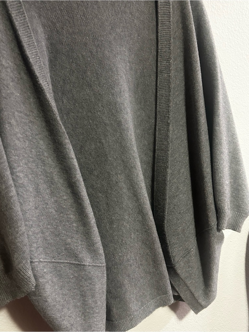 Made in Italy Cozy Open-Front Gray Knit Cardigan - Picture 3 of 8